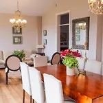Casa Gurugu فيلة تاكورونتي