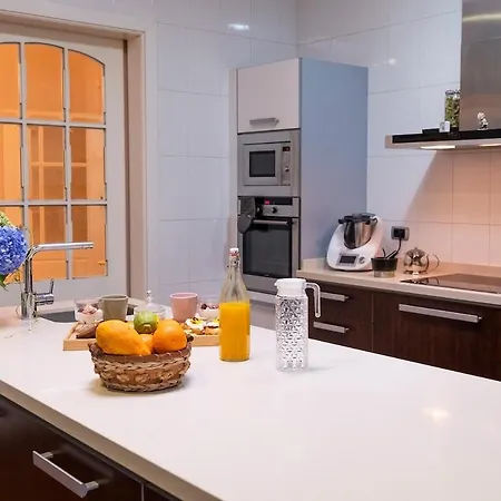 Casa Gurugu فيلة *